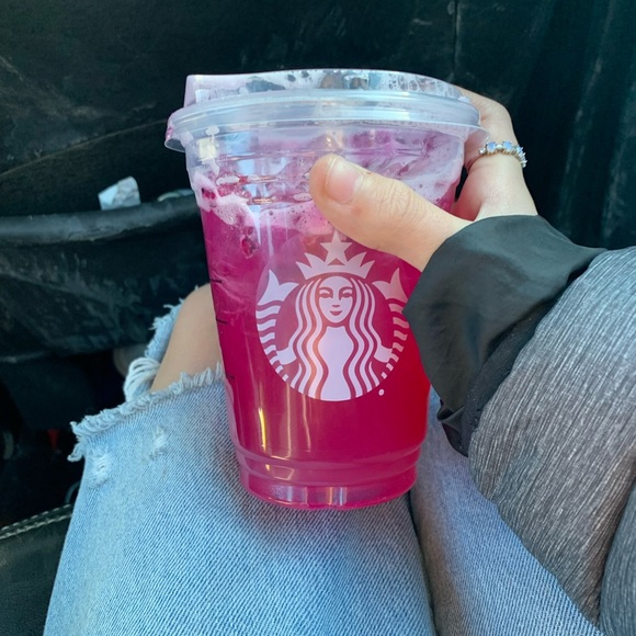 Meet your posher Aurora - Picture 2 of 12